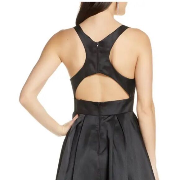 RACERBACK Ball Prom Gown Mikado Special Event Size 11 by Sequin Hearts NWT - Picture 4 of 16